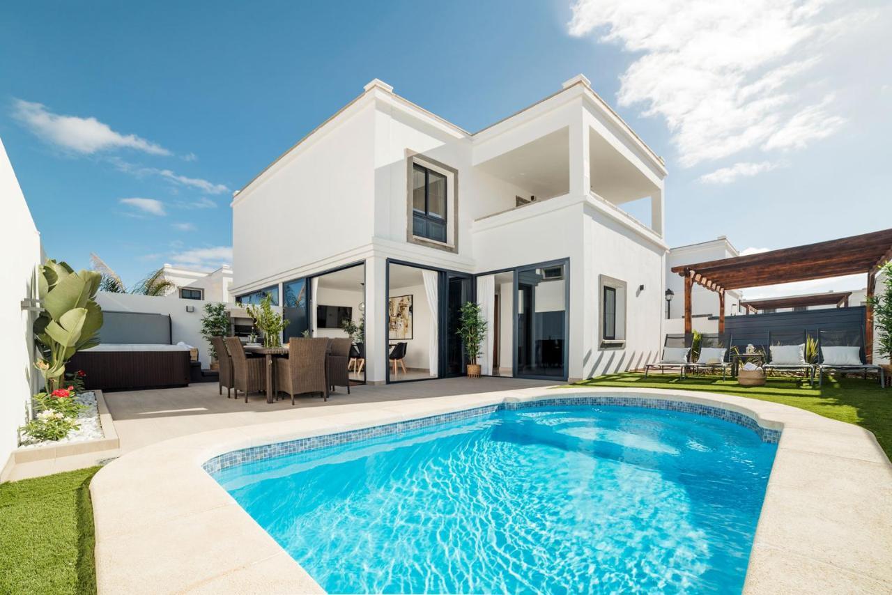 Villa Palmera Jacuzzi يايثا المظهر الخارجي الصورة